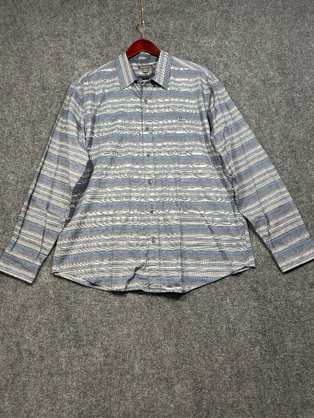 Eddie Bauer Shirt Mens Large Classic Fit Blue Stripe Cotton Button Up Pockets